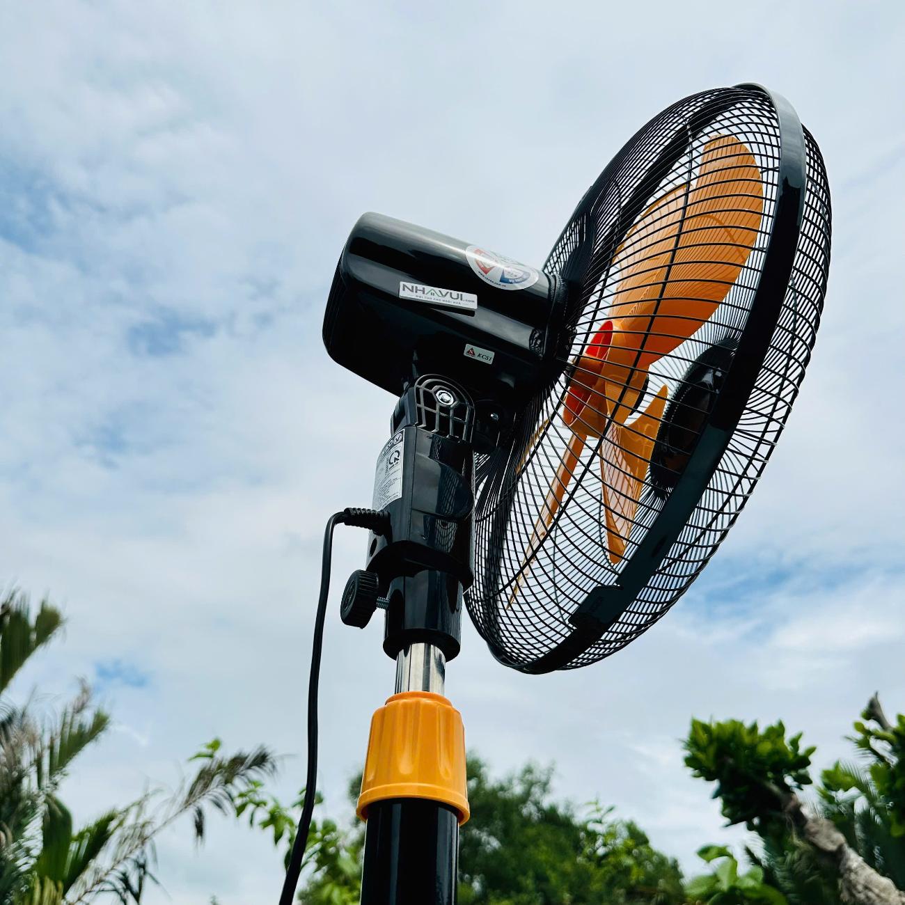 Quạt đứng Senko DTS1603 60W – điều chỉnh chiều cao 108–120cm