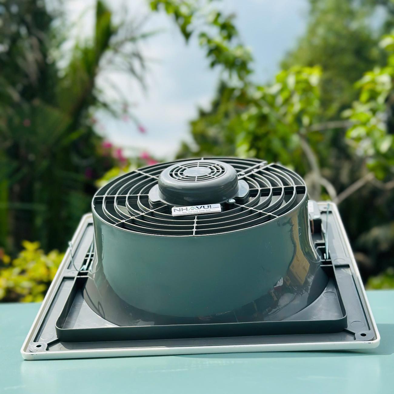 Quạt hút âm trần Senko HT250 40W 1 chiều màu trắng