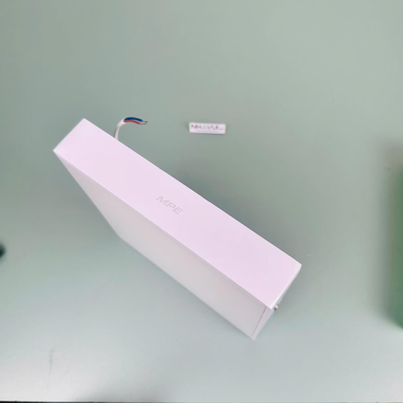 Đèn LED ốp nổi tràn viền MPE Seri SSDL mặt vuông