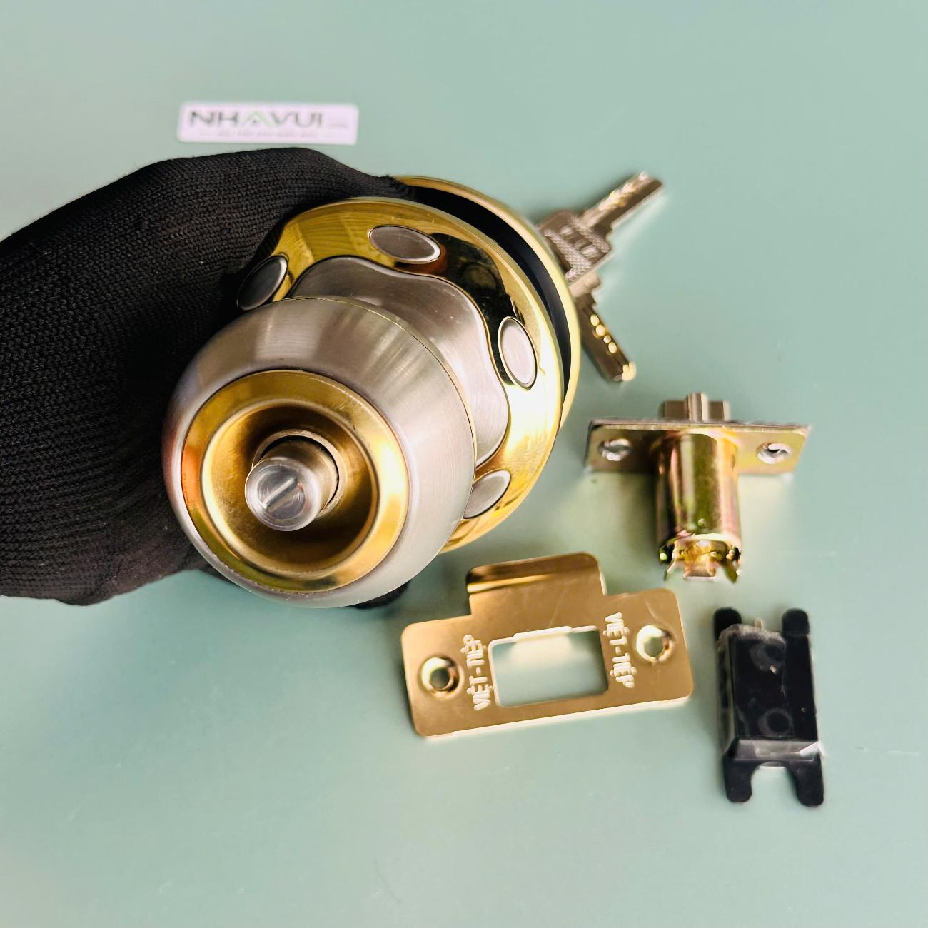 Khóa tay nắm tròn Việt Tiệp 04212
