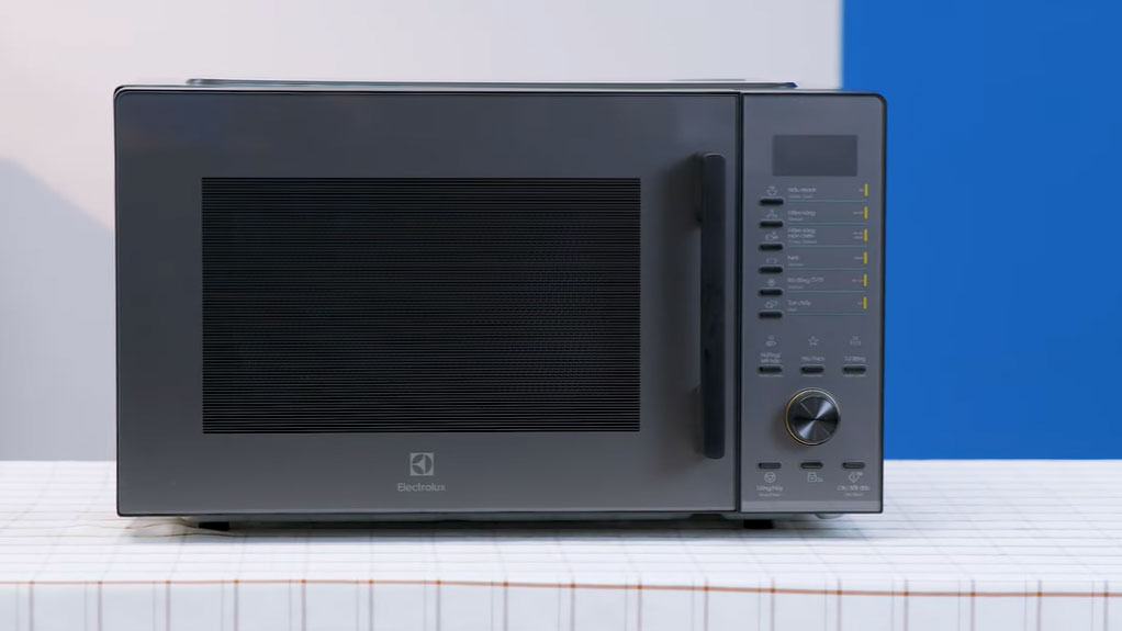 Lò vi sóng có nướng Electrolux EMG30D22BM 30 lít
