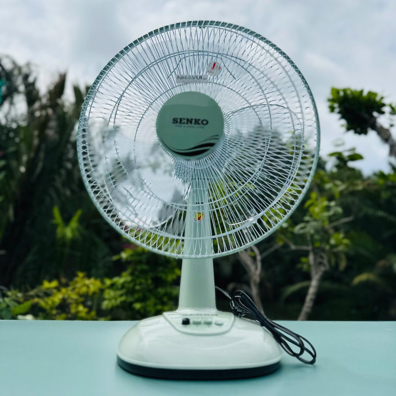Quạt bàn B4 Senko B1616 47W nút bấm màu Kem nâu, Kem môn, Kem cốm