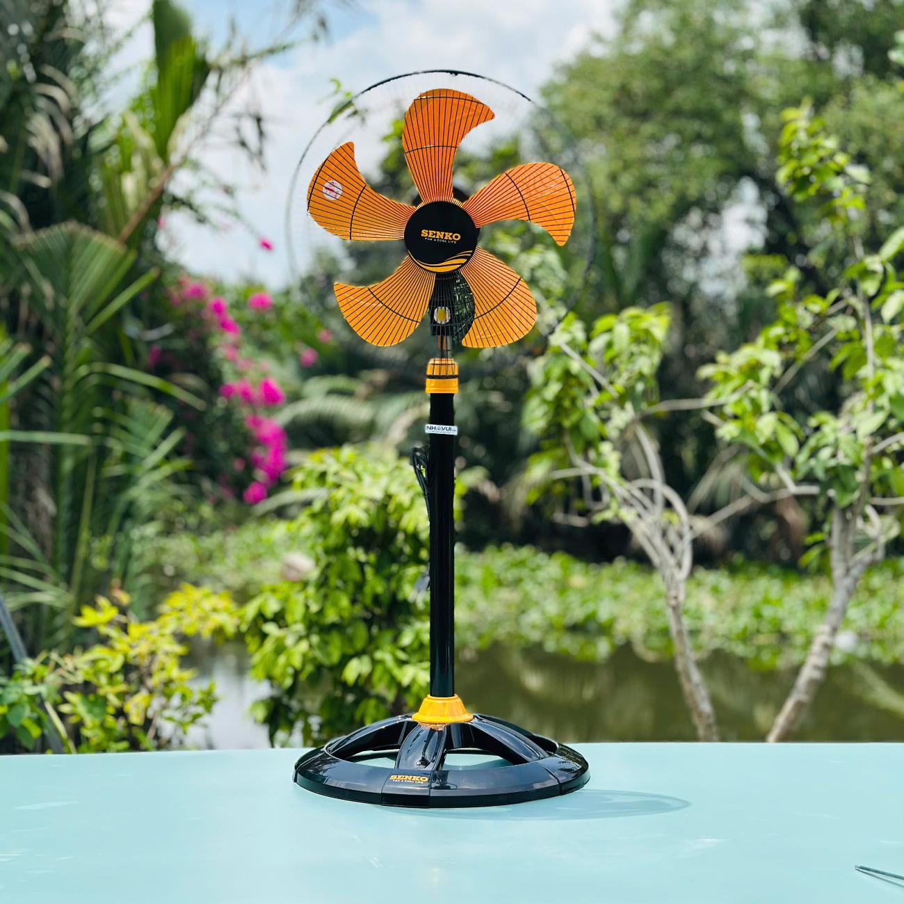 Quạt đứng Senko DCN1803 75W – điều chỉnh chiều cao, dùng làm mát không gian sinh hoạt