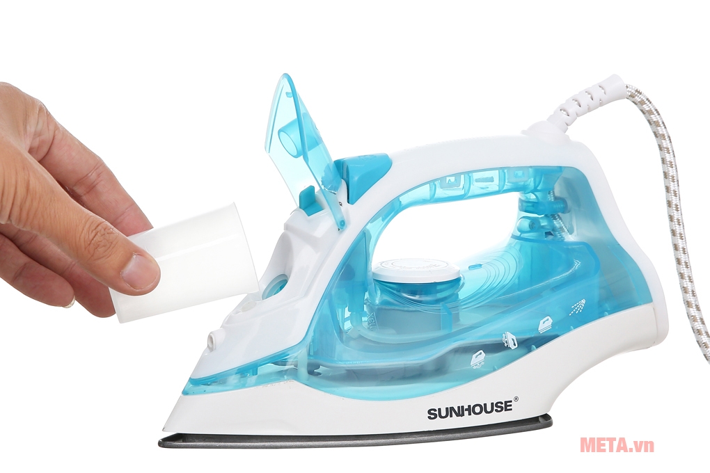 Bàn ủi hơi nước Sunhouse SHD2065 1.600W