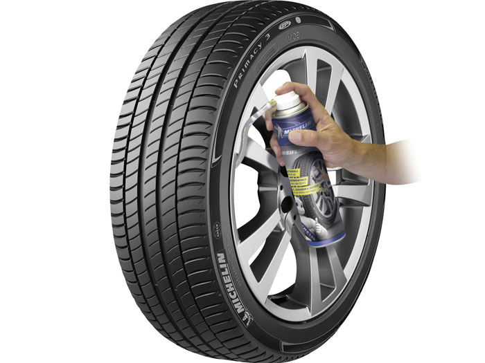 Chai vá lốp xe khẩn cấp Michelin 92423/32699 500ml