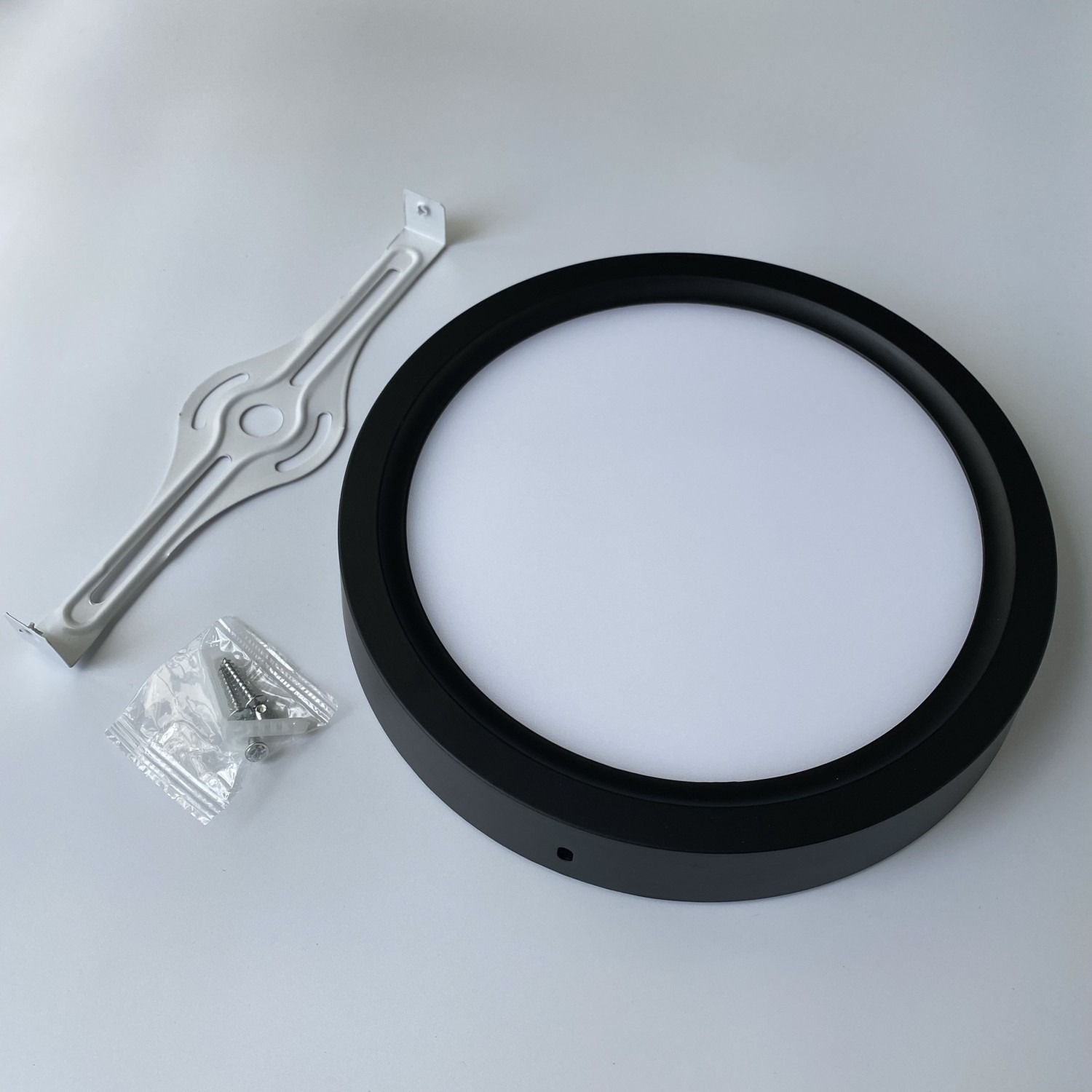 Đèn ốp trần tròn ENA OTF Series
