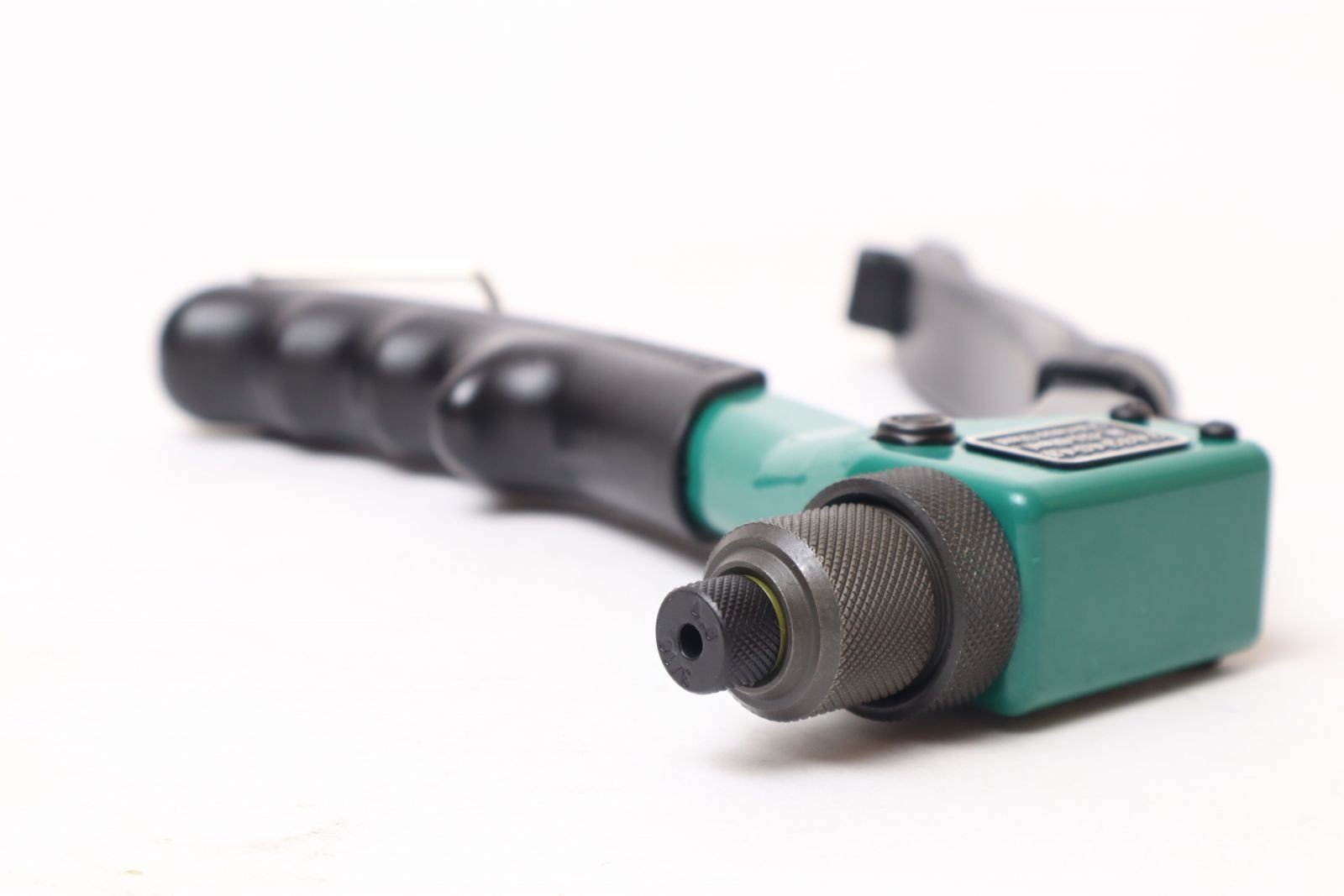 Kìm rút rive trợ lực Sata 90501 8 inch (200 mm)