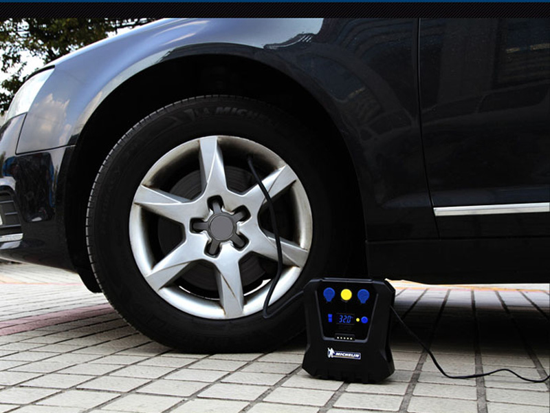 Máy bơm lốp ô tô Michelin 12266