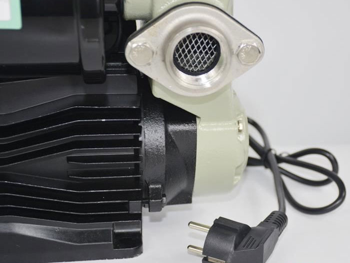 Máy bơm nước tăng áp tự động Rheken RJM60-200A