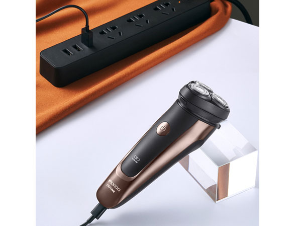 Máy cạo râu 3 lưỡi Flyco FS-317VN chống nước