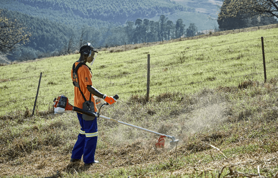 Máy cắt cỏ chạy xăng Husqvarna 541RS