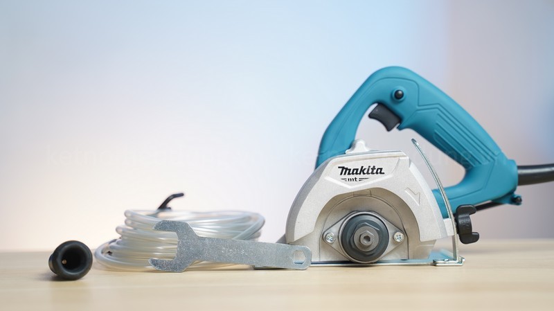 Máy cắt gạch đá Makita M4100B 110 mm
