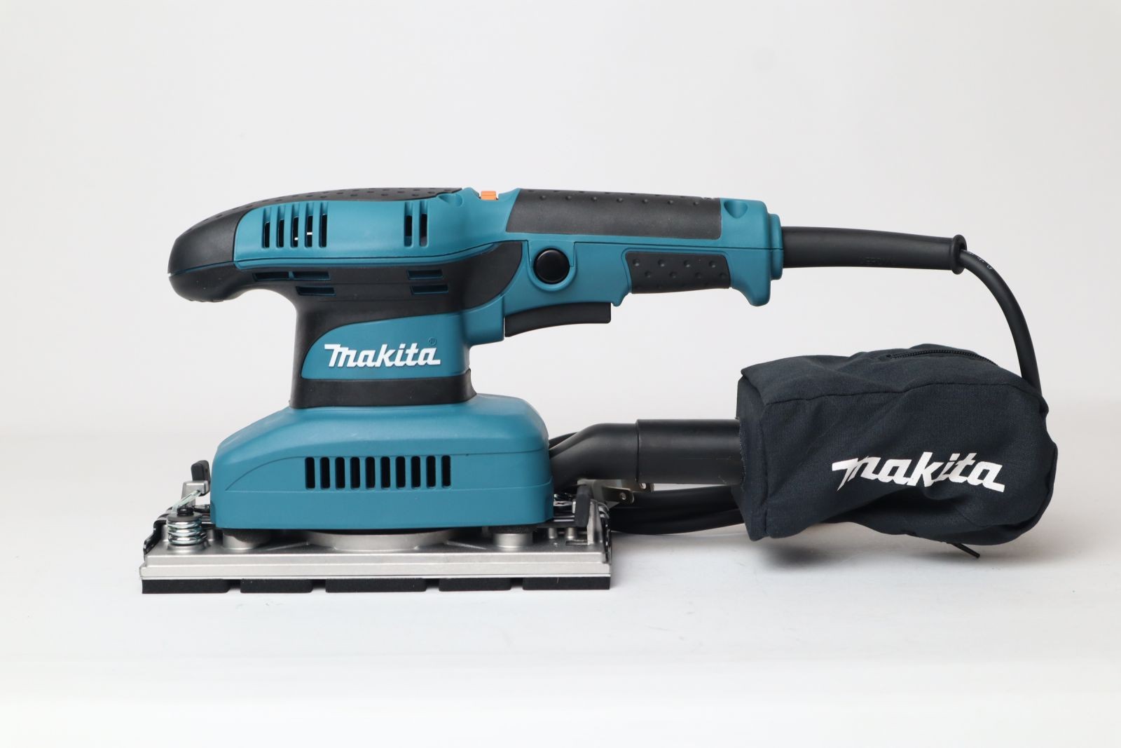 Máy chà nhám rung Makita BO3711 190W