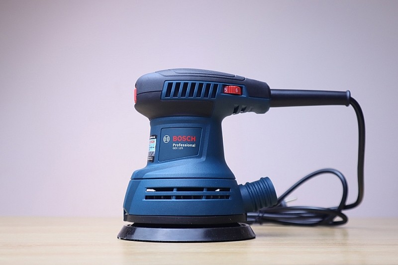Máy chà nhám tròn Bosch GEX 125 280 W đĩa 125 mm