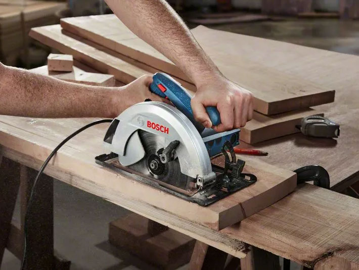 Máy cưa đĩa Bosch GKS 130 06016C30K0