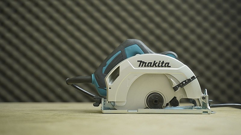 Máy cưa đĩa Makita HS7010 1600 W lưỡi 185 mm
