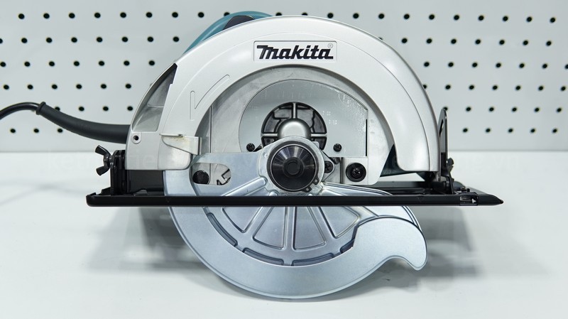 Máy cưa đĩa Makita N5900B 2000W lưỡi 235 mm