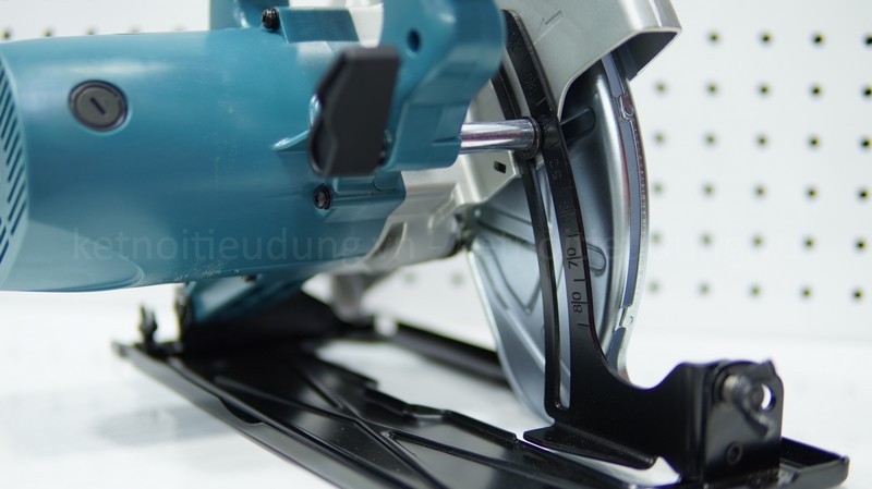 Máy cưa đĩa Makita N5900B 2000W lưỡi 235 mm