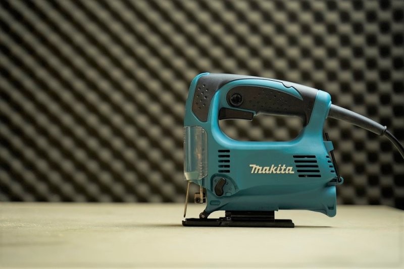 Máy cưa lọng Makita 4328 450W