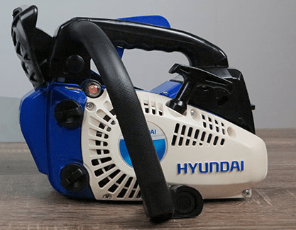 Máy cưa xích chạy xăng Hyundai HD-3000