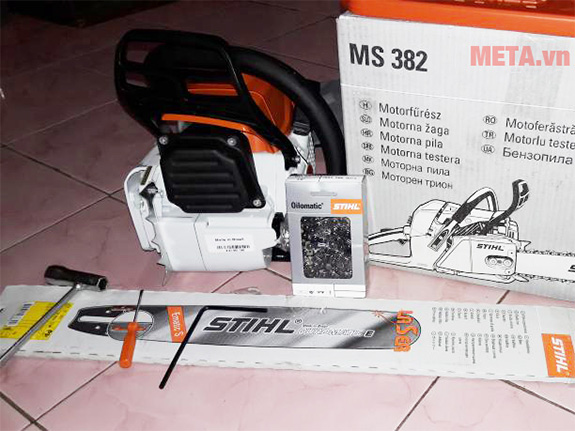 Máy cưa xích chạy xăng STIHL MS-382