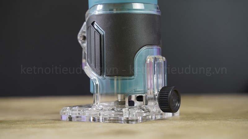 Máy đánh cạnh Makita M3700B 530W – cốt 6,35 mm, phay sâu 0–42 mm
