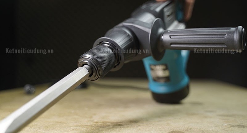 Máy đục bê tông Makita M8600B 900W – lực đập 7,2 J, chuôi lục giác 17 mm