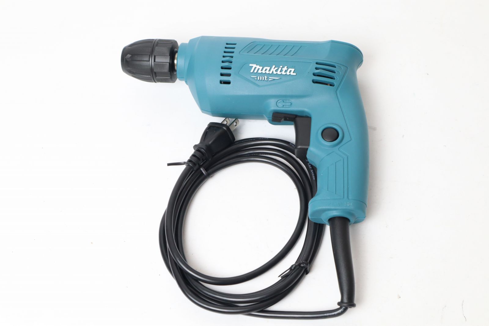 Máy khoan Makita M0601B 400W đầu kẹp 10 mm