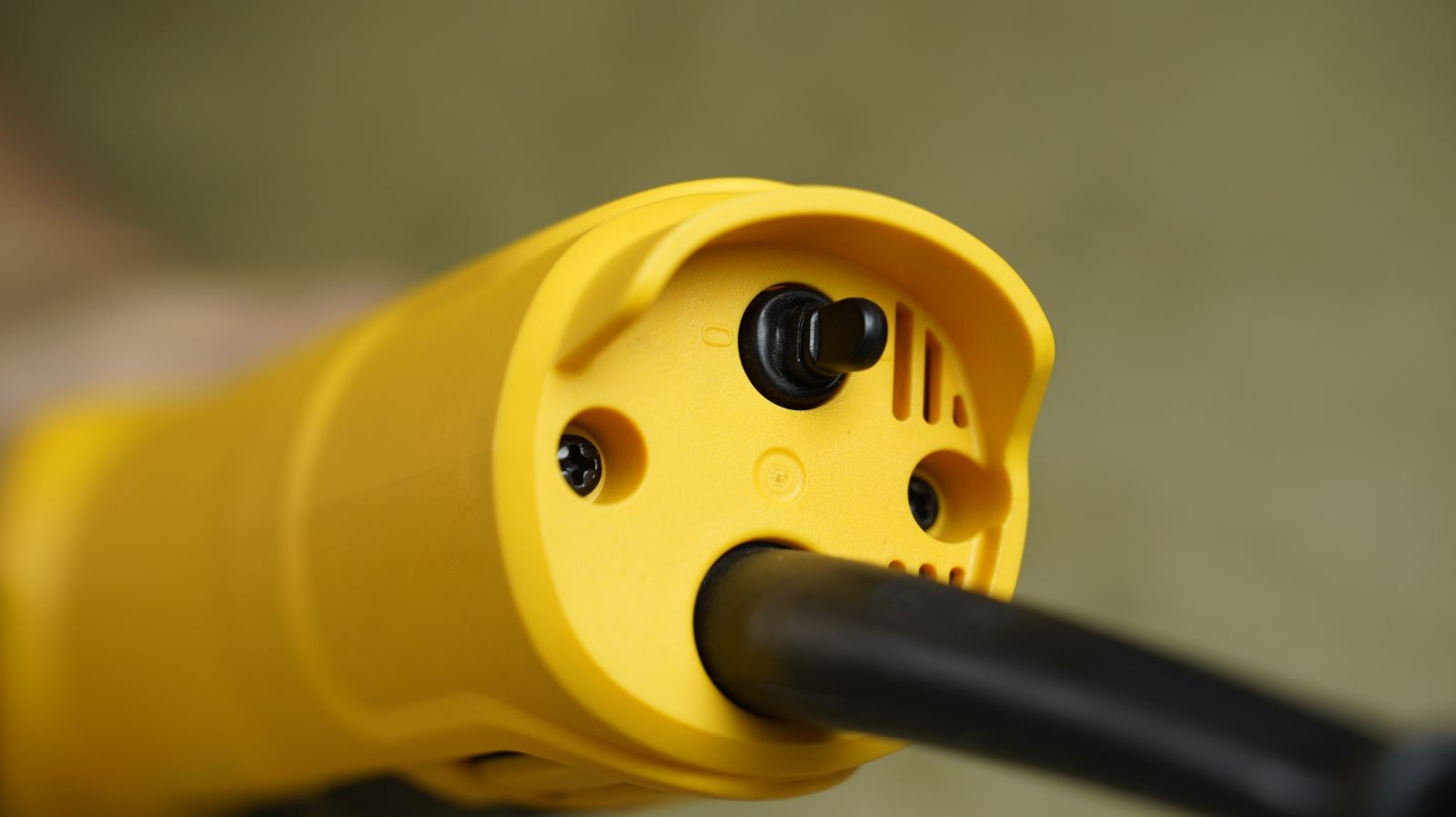 Máy mài góc Dewalt DW810B 710 W – đá 100 mm