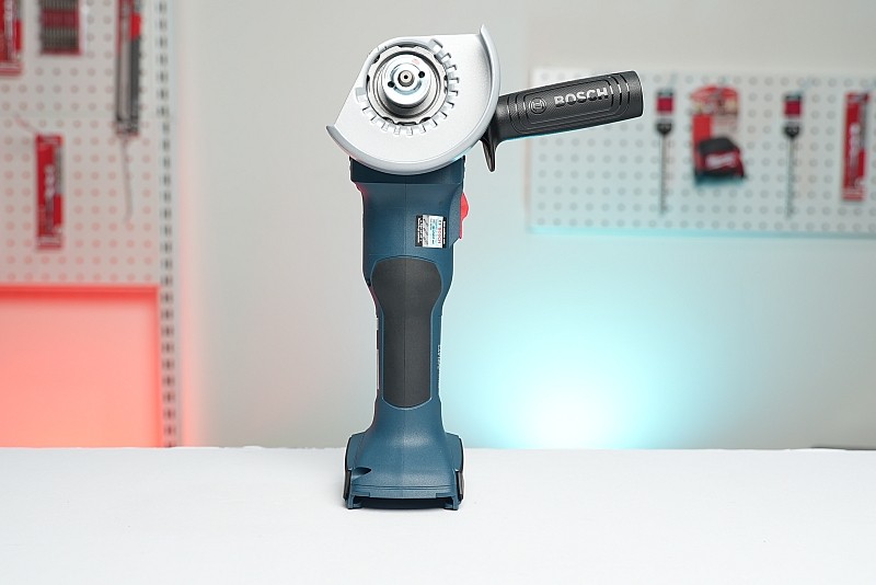 Máy mài góc dùng pin Bosch GWS 18V-8 đĩa 100 mm (thân máy)