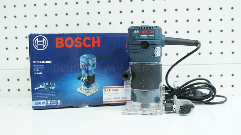 Máy phay gỗ Bosch GKF 550 550 W đầu kẹp 6 mm