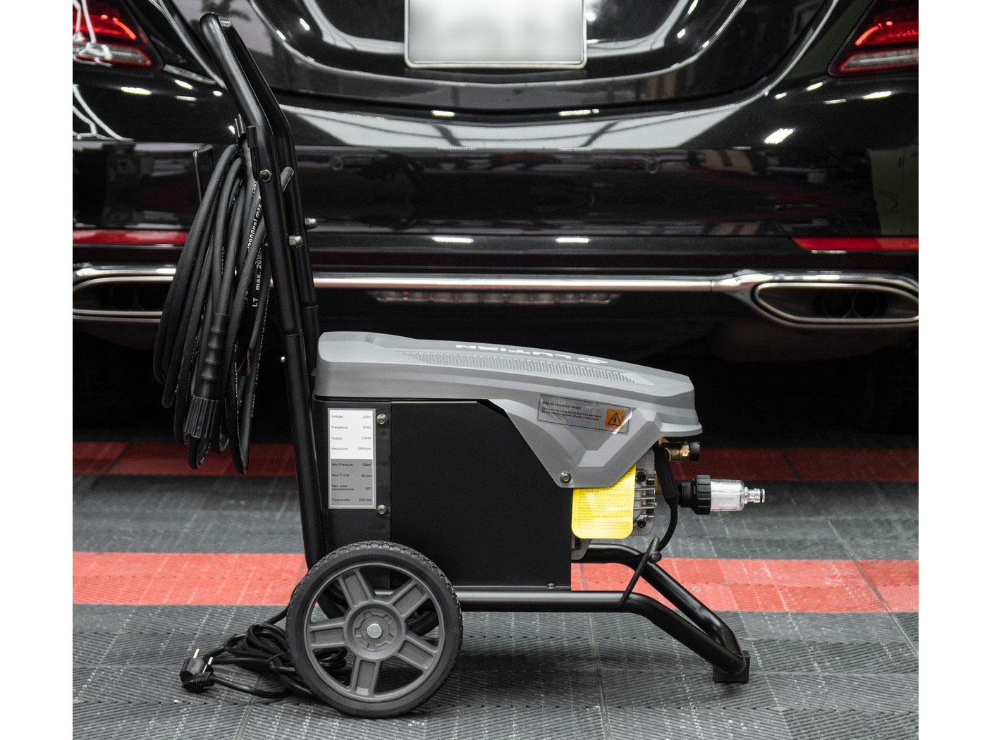 Máy rửa xe cao áp chuyên dụng Lutian LT-593A (2.2KW)