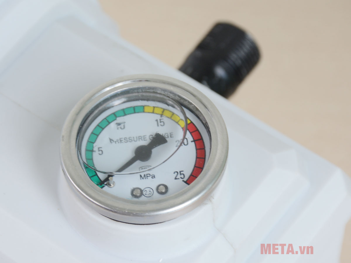 Máy rửa xe gia đình Ergen EN-6708 2300W