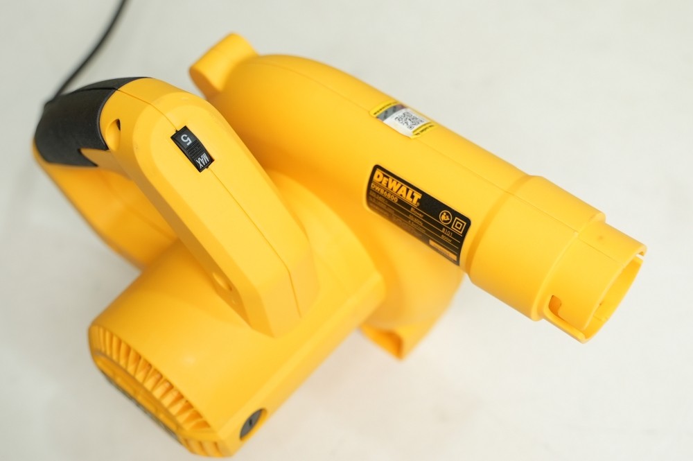 Máy thổi bụi Dewalt DWB6800 800 W 16.000 vòng/phút