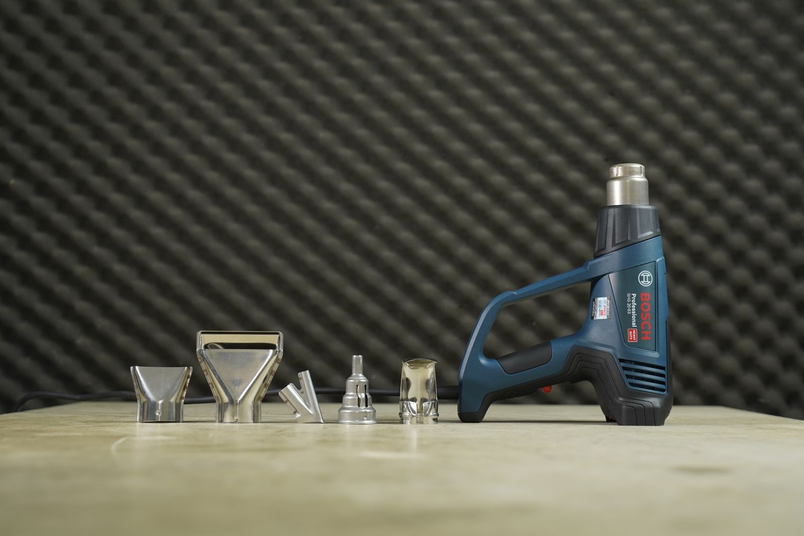 Máy thổi hơi nóng Bosch GHG 20-63 2000W – 50–630°C