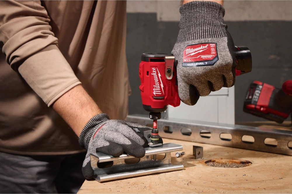 Máy vặn vít dùng pin Milwaukee M12 BLIDRC-0 12V 124 Nm (thân máy, chưa pin sạc)