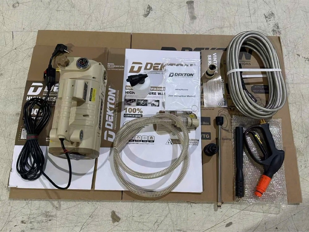 Máy xịt rửa áp lực Dekton DK-CWR3001VTG 1350 W motor lõi đồng