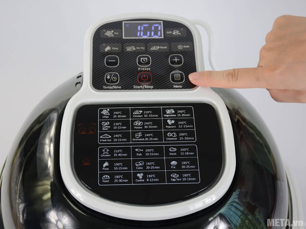 Nồi chiên không dầu xoay 360 độ Nagakawa NAG3301 6 lít