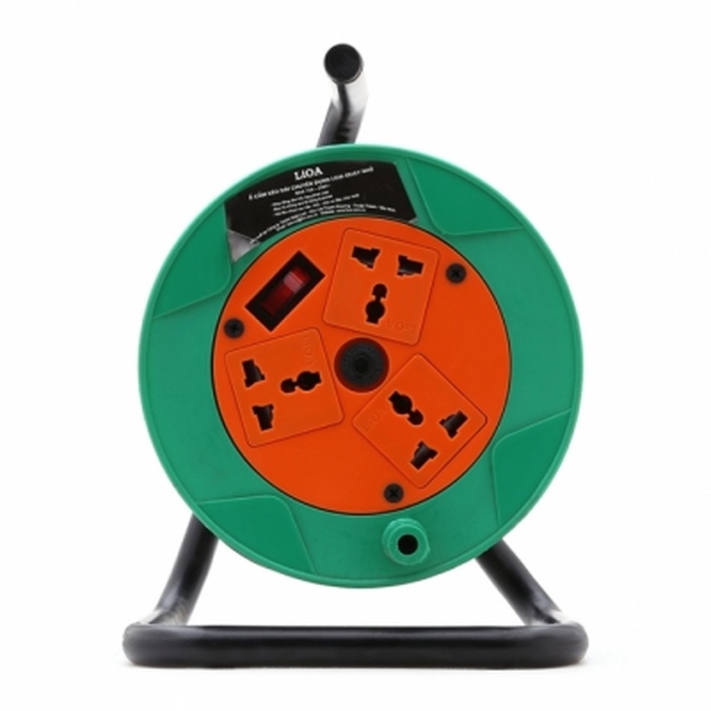 Ổ cắm quay tay kiểu rulo LiOA QT20-2-15A dây 20 m 15A