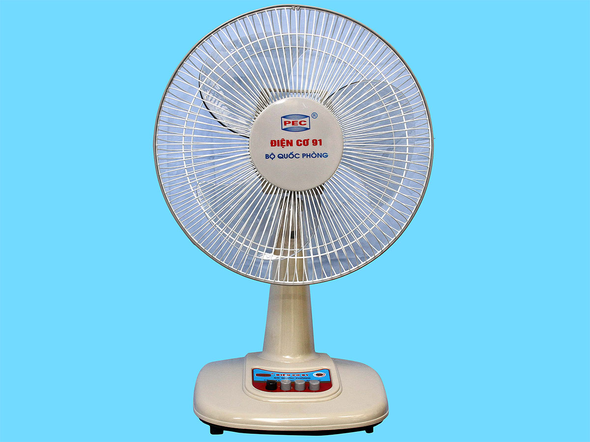 Quạt bàn Điện Cơ 91 QB300 sải cánh 30cm
