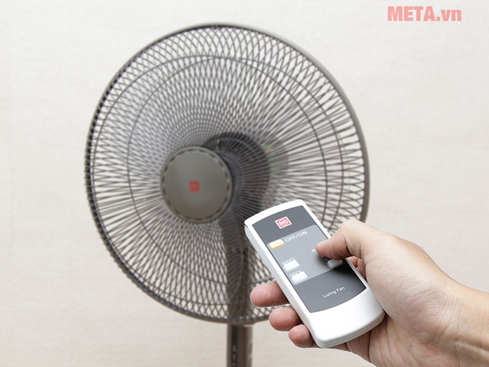 Quạt cây KDK M40K
