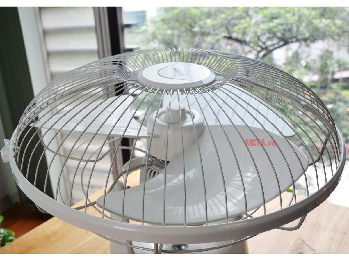 Quạt đảo trần Hatari HT-C16R1 có điều khiển từ xa