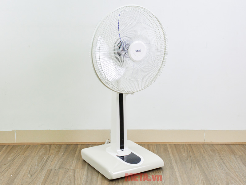 Quạt lửng Hatari HT-S16R2 có điều khiển