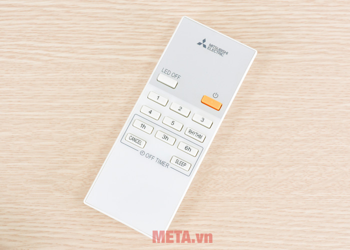 Quạt trần 4 cánh Mitsubishi C56-RW4/RA4 có điều khiển