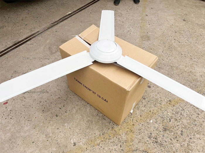 Quạt trần Ching Hai SF7168 3 cánh 140cm