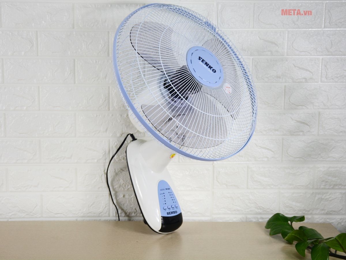 Quạt treo tường Senko TR1628 47W có điều khiển