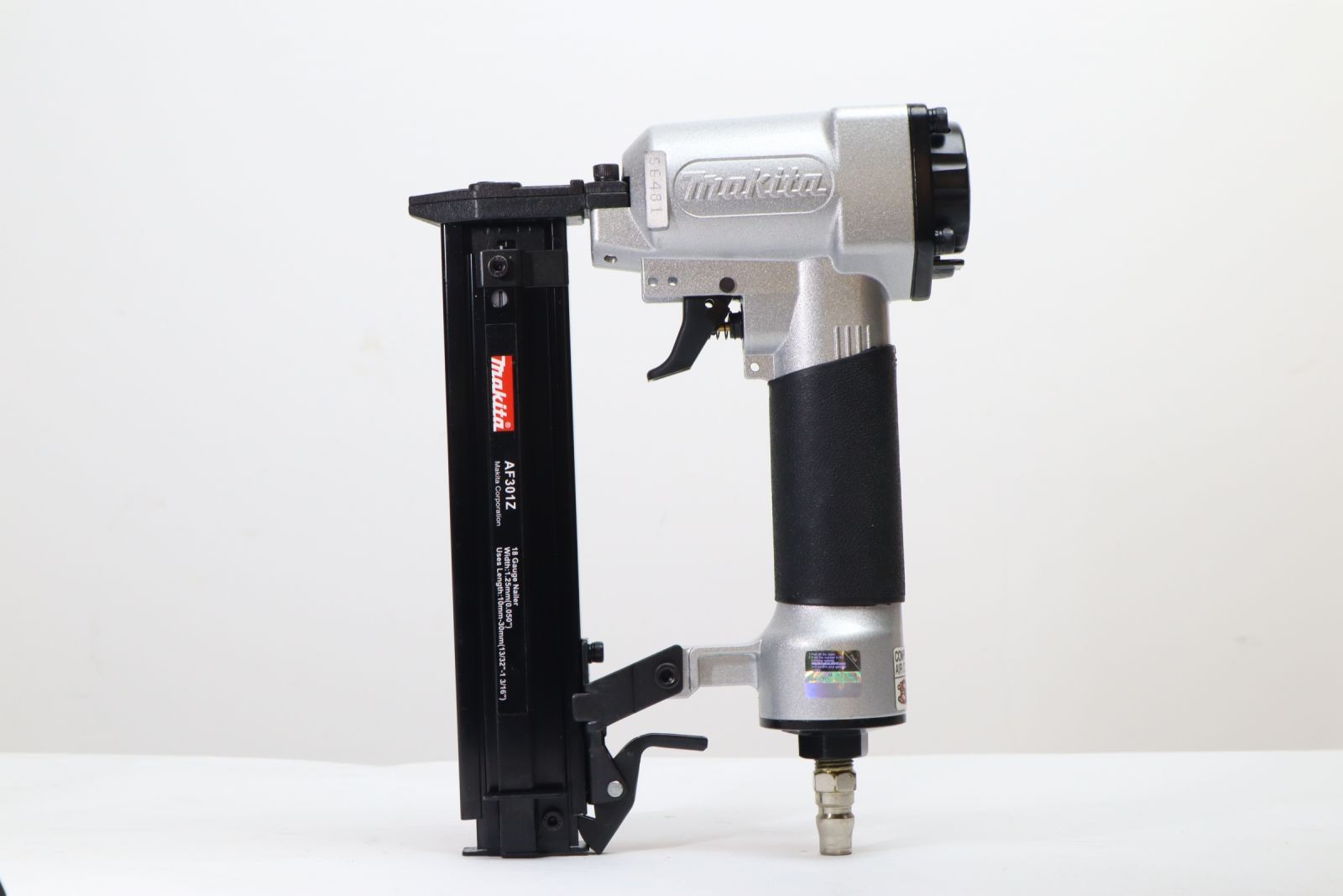 Súng bắn đinh thẳng dùng hơi Makita AF301Z F30 (đinh 10–30 mm)