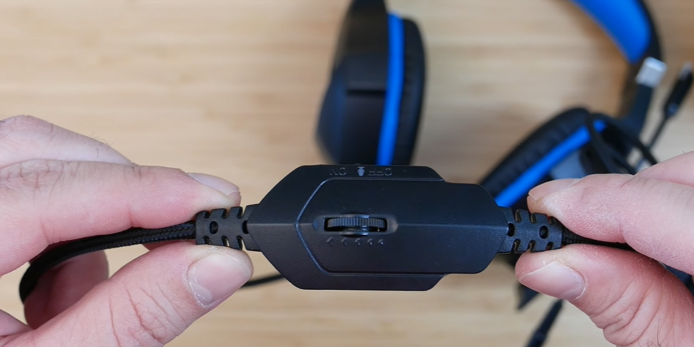 Tai nghe gaming chụp tai Microlab G7 có mic