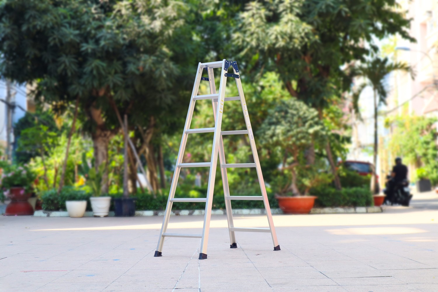 Thang nhôm chữ A IG WMT-06 2 × 6 bậc tải 100 kg