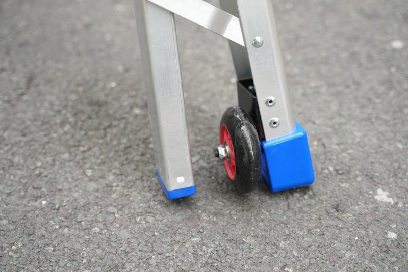 Thang nhôm gấp đa năng Nikawa NKE-44 2 x 4 bậc – chữ A 2,01 m, chữ I 4,14 m